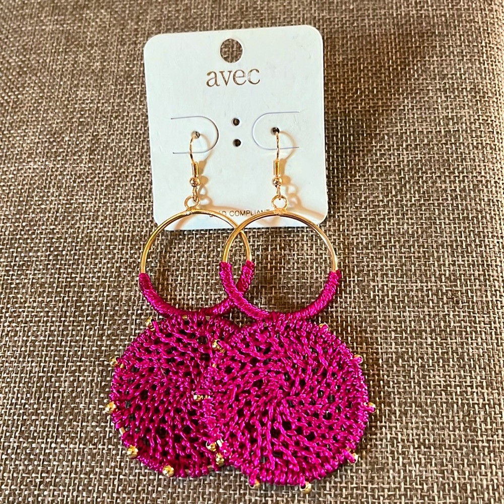 Hot Pink, Macrame-Style Dangly Pierced Earrings on Gold-Toned Base, NWT